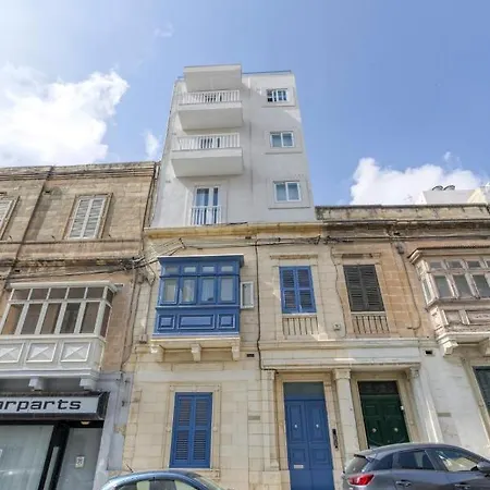 14-hosted By Sweetstay *