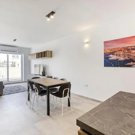 14-hosted By Sweetstay דירה Gzira