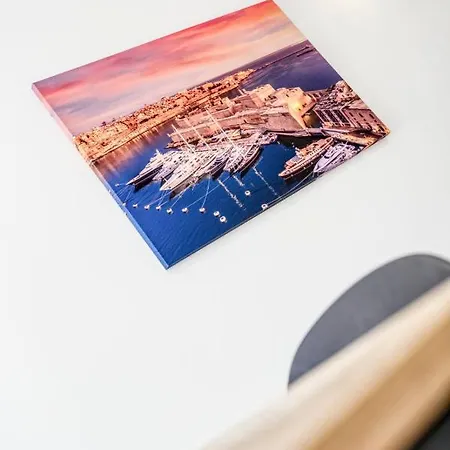 14-hosted By Sweetstay דירה Gzira