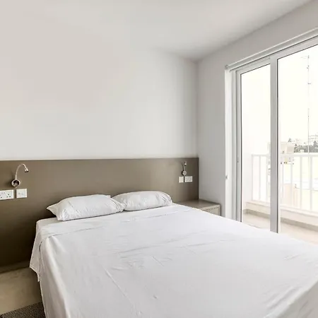 14-hosted By Sweetstay דירה Gzira